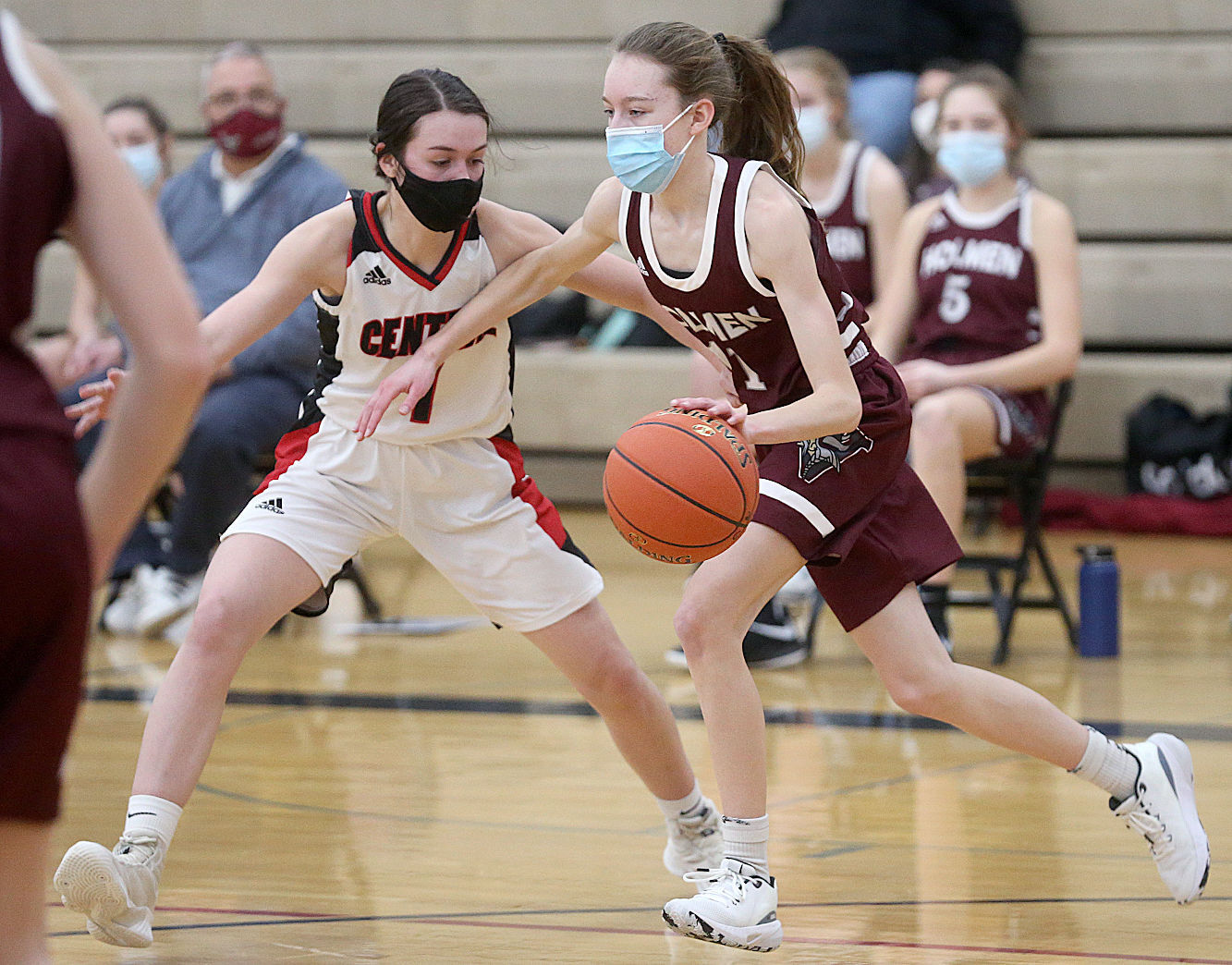January 26: Holmen vs Central